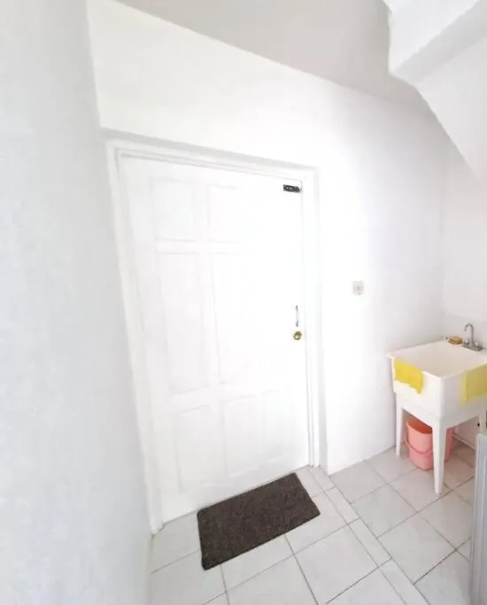 Tasteful Apartment In Rockley! Bridgetown